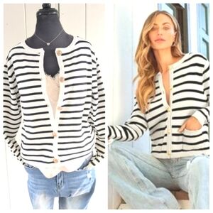 Striped Black and White Women's Cardigan NWT sz M